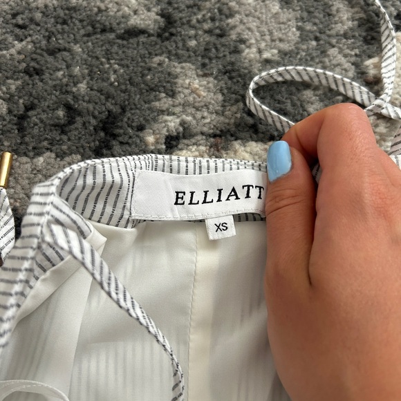 asymmetric elliatt top - Picture 3 of 5